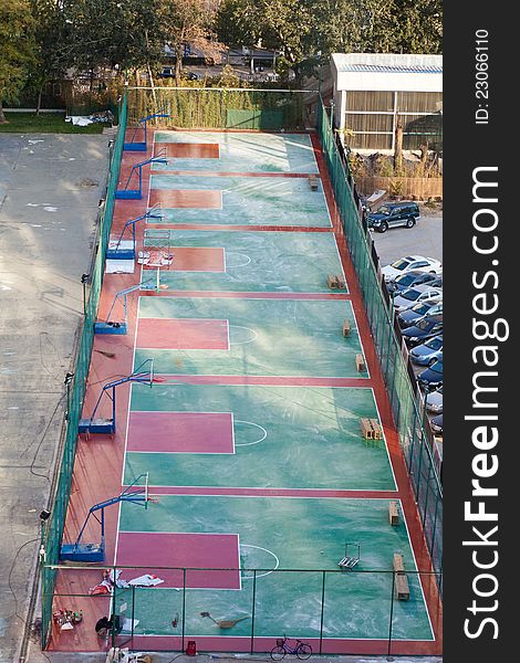 Aerial view of a outdoor basketball court