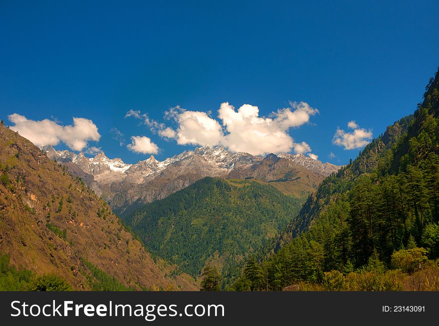 India, Himachal Pradesh, Parvati valley. India, Himachal Pradesh, Parvati valley