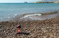 Woody Hourglass On Marine Beach Royalty Free Stock Photography Woody Hourglass On Marine Beach Royalty Free Stock Photography