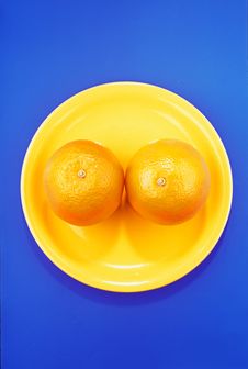 Two Orange Tangerines Royalty Free Stock Photography Two Orange Tangerines Royalty Free Stock Photography