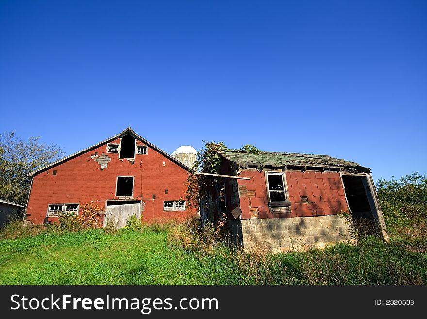 Old Abandoned Barn 2