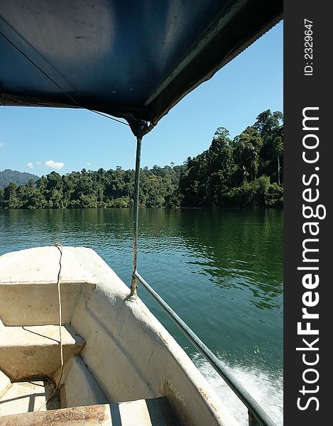 Lake kenyir, sight- seeing on motor boat