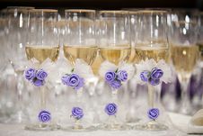 Champagne Glasses Decorated With Artificial Flowes Royalty Free Stock Images Champagne Glasses Decorated With Artificial Flowes Royalty Free Stock Images