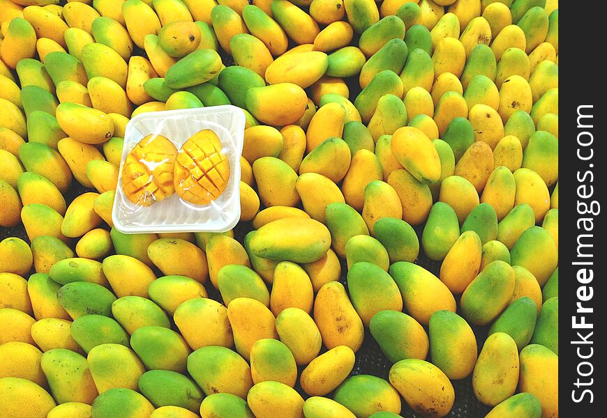 Mangoes in the super market in Guangzhou, China