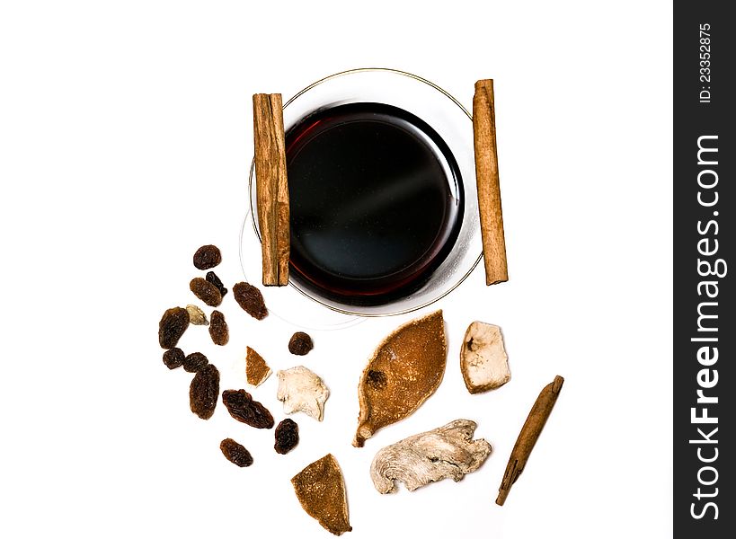 Mulled wine, cinnamon and spices