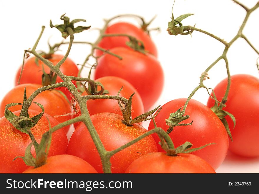 Picture of cherry tomatoes on vine