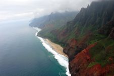 Rugged Napali Coastline Of Kauai, Hawaii, USA. Stock Photos