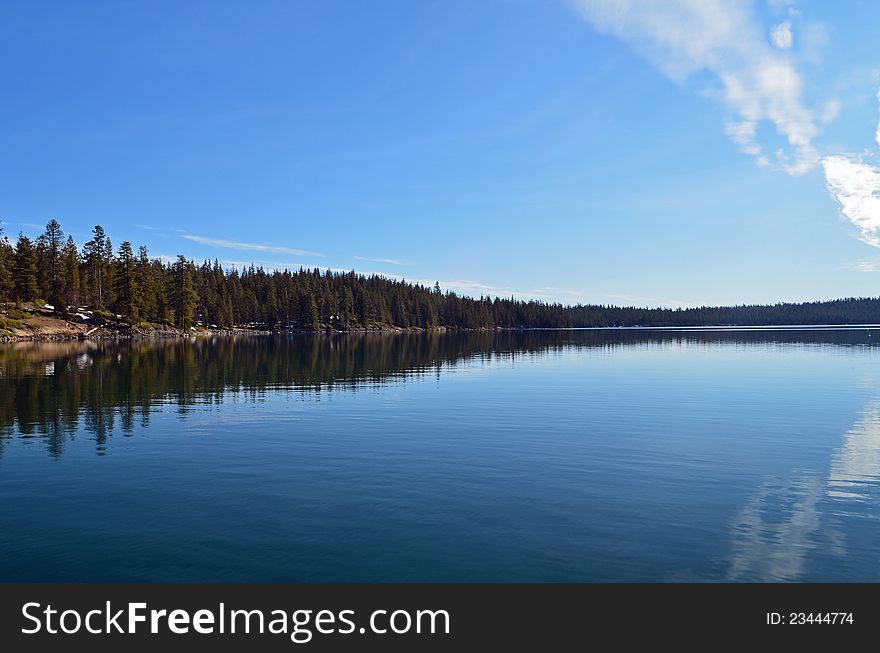 Oregon s Crescent Lake in the winter