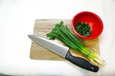 Preparation Of Green Onions Royalty Free Stock Photography Preparation Of Green Onions Royalty Free Stock Photography