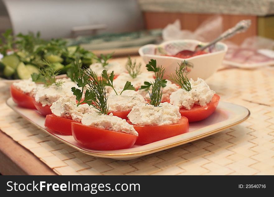 Stuffed tomatoes