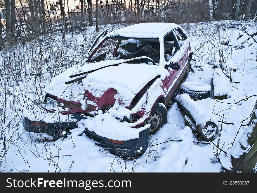 Sad sight of a car that has been given over to the nature close to the railway line in Halden. Sad sight of a car that has been given over to the nature close to the railway line in Halden.