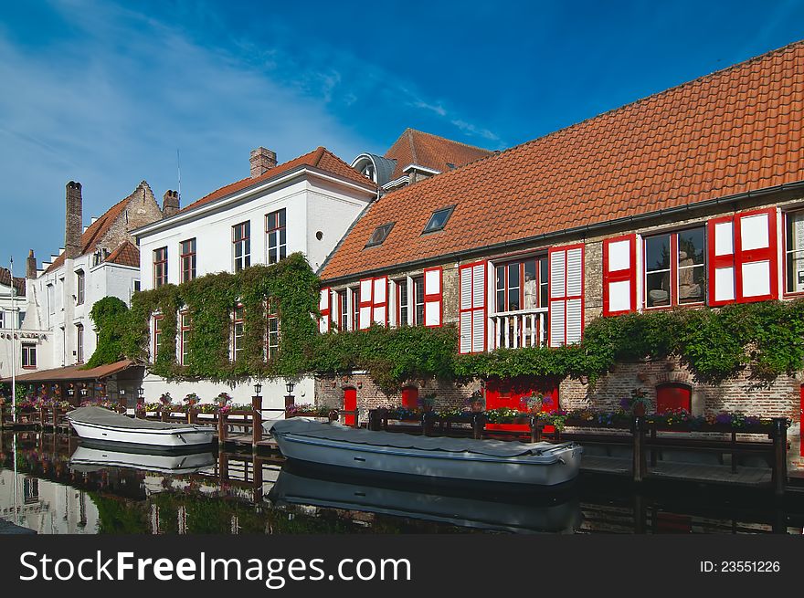 Bruges canal.
