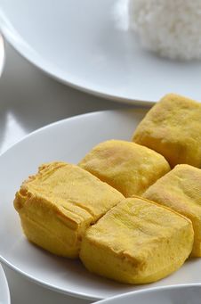 Fried Tofu &x28;soybean Curd&x29; Royalty Free Stock Photo Fried Tofu &x28;soybean Curd&x29; Royalty Free Stock Photo