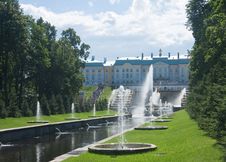 Grand Cascade Fountains At Peterhof Palace Garden Royalty Free Stock Photos Grand Cascade Fountains At Peterhof Palace Garden Royalty Free Stock Photos