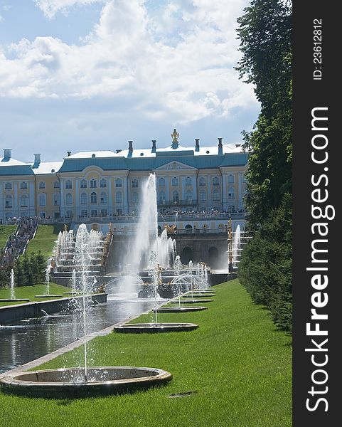 Grand cascade at Peterhof Palace garden in Pertergof, Saint-Petersburg, Russia. Grand cascade at Peterhof Palace garden in Pertergof, Saint-Petersburg, Russia.