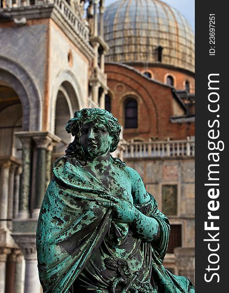 Statue San Marco Venice