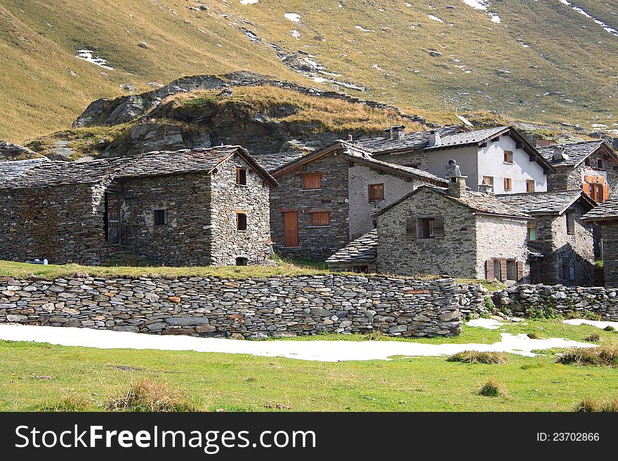 Old village of Alpe Angeloga - Chiavenna (Vallespluga)