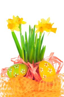 Easter Eggs And Spring Narcissus &x28;daffodil&x29; Stock Photography Easter Eggs And Spring Narcissus &x28;daffodil&x29; Stock Photography
