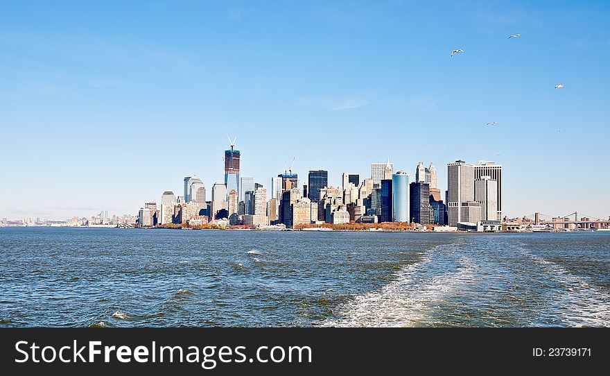 A picture of the Manhattan skyline taken from the ferry