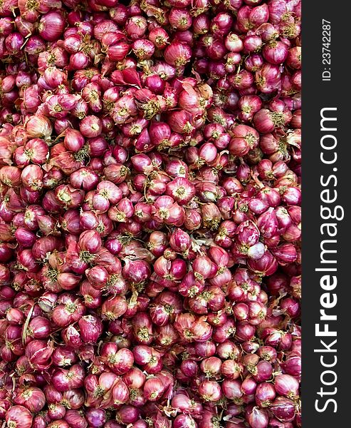 Red onion in market