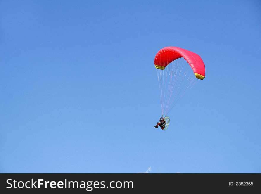 The paragliding in the summer ski.