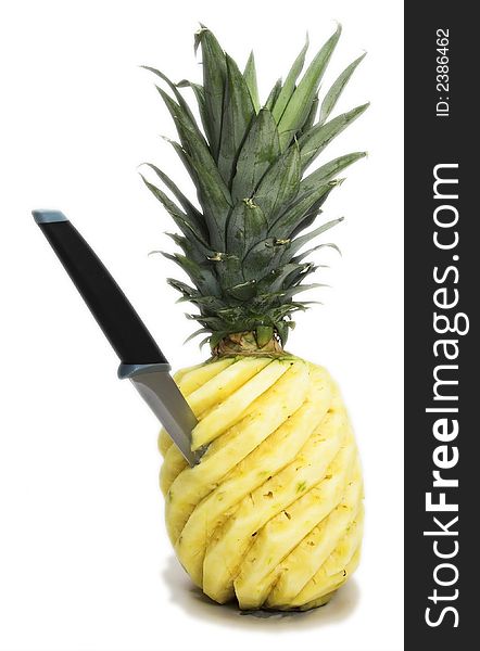 Whole sculptured pineapple with jab knife