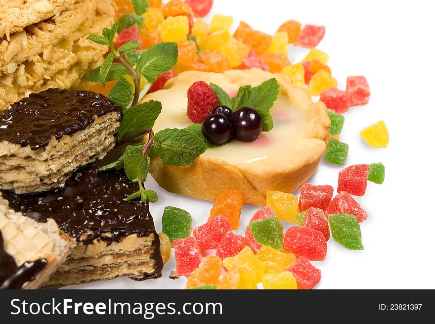 Cake , candied fruit , mint and chocolate