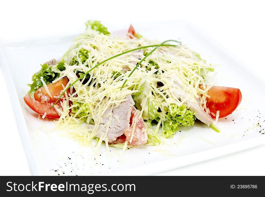 Salad of veal with vegetables and cheese