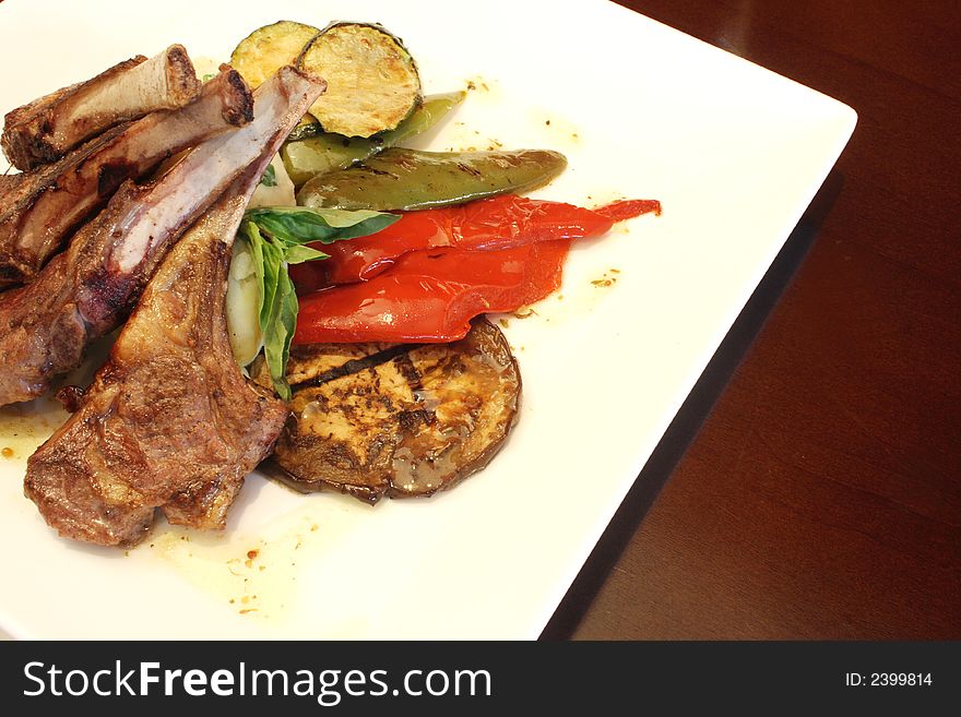 Lamb chops with vegetables with mashed potato