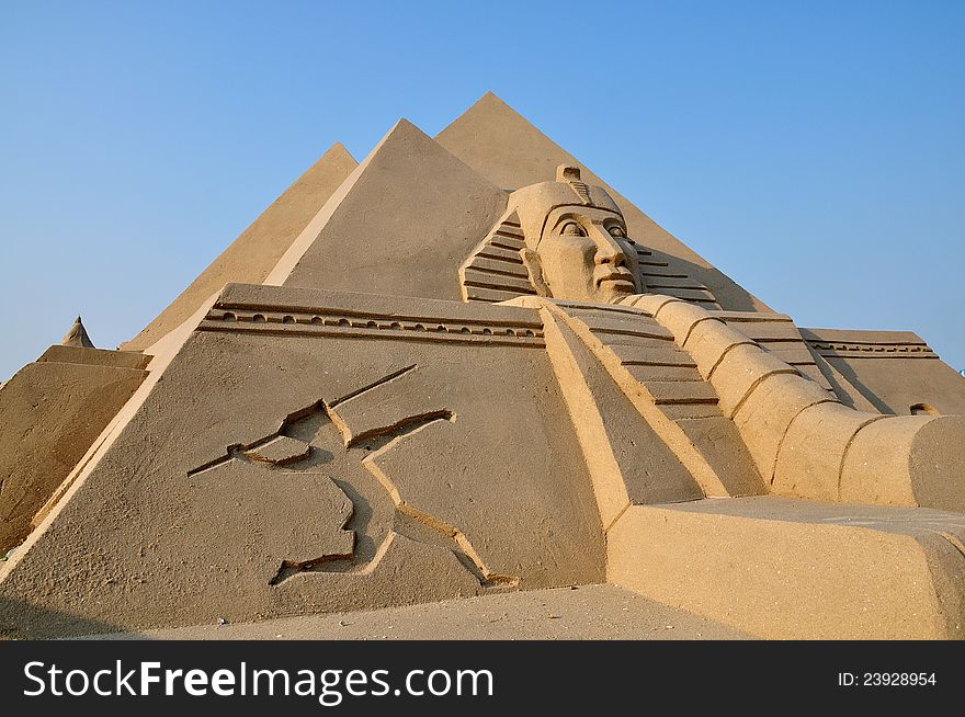 Sand carving of Egypt Pyramid