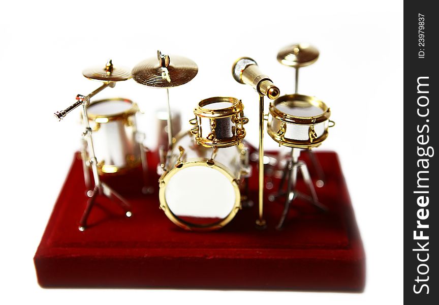 Drum toy figure