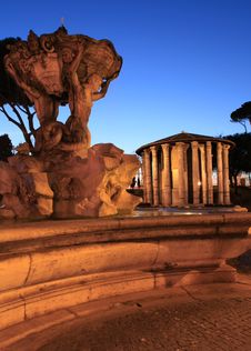 Triton Fountain And Temple Of Ercole Vincitore Royalty Free Stock Photography Triton Fountain And Temple Of Ercole Vincitore Royalty Free Stock Photography