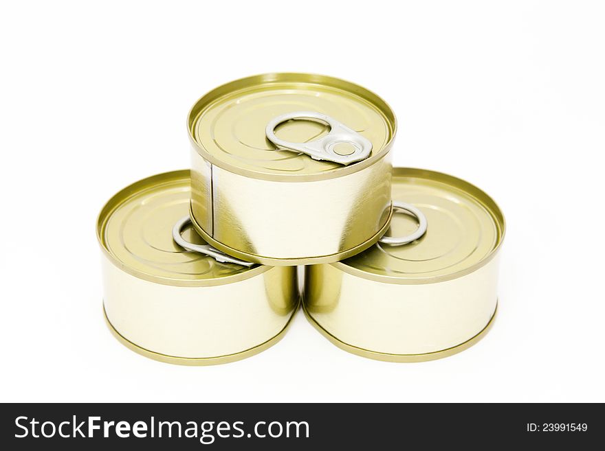 Tin can with easy open and white background