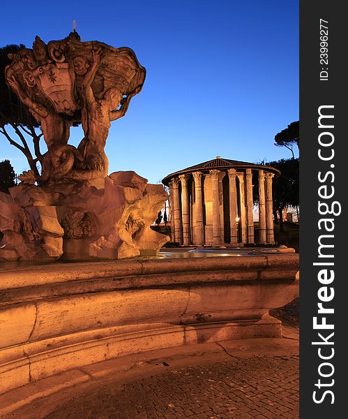 Triton fountain and temple of Ercole Vincitore