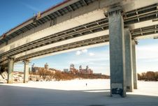 Modern Bridge Through A Moskva River Royalty Free Stock Image