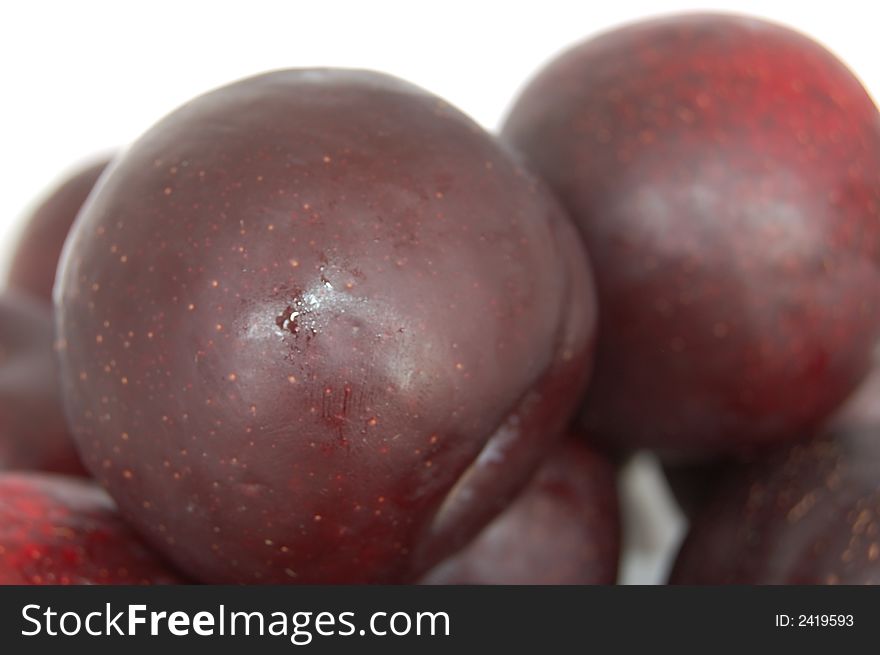 Some lovely fresh deep colour plums.  Fresh with a nice tasty shine.