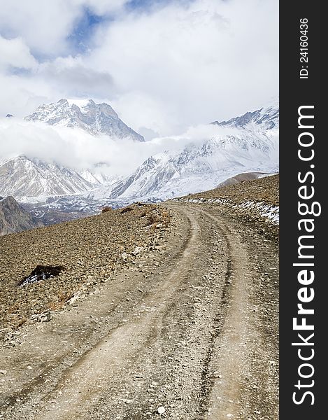 Trekking road in Himalaya mountains, Nepal