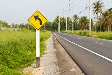 Curved Road Signpost Royalty Free Stock Photos Curved Road Signpost Royalty Free Stock Photos