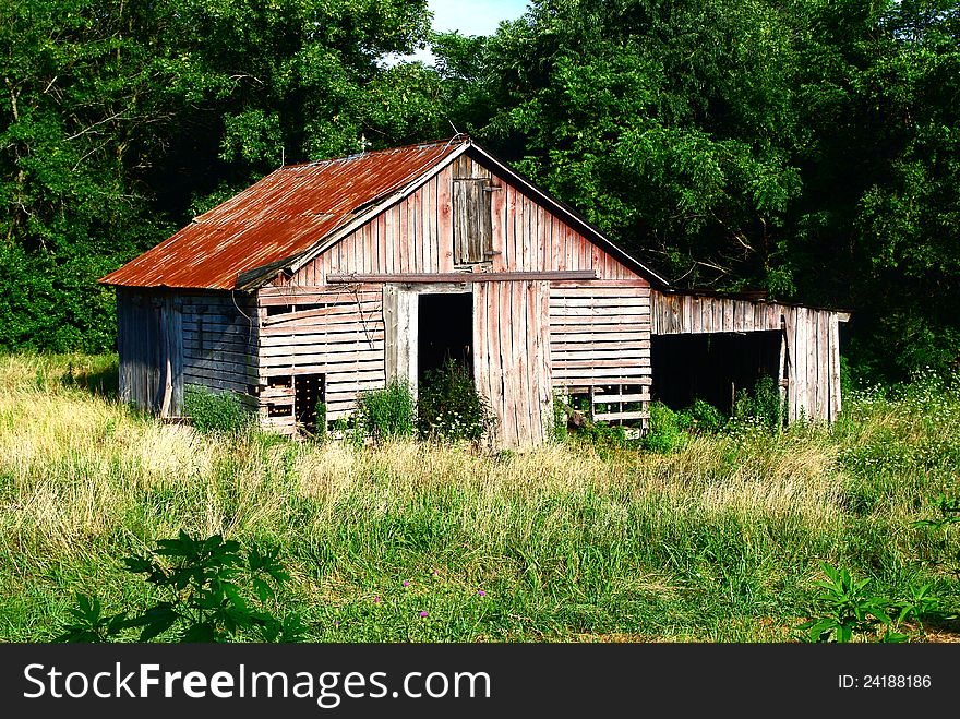 Rustic Red and Gray Slatted Barn