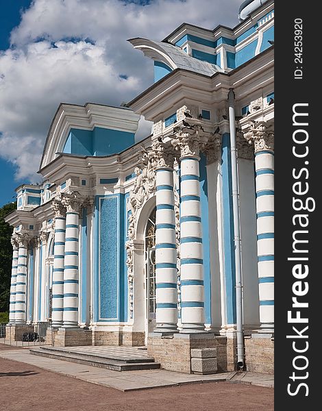 Russia. St.-Petersburg. Tsarskoe Selo (Pushkin). Pavilion Grotto on coast of the big pond in Catherine's park. Russia. St.-Petersburg. Tsarskoe Selo (Pushkin). Pavilion Grotto on coast of the big pond in Catherine's park.