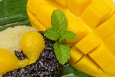 Black And White Sticky Rice With Mango Royalty Free Stock Image Black And White Sticky Rice With Mango Royalty Free Stock Image