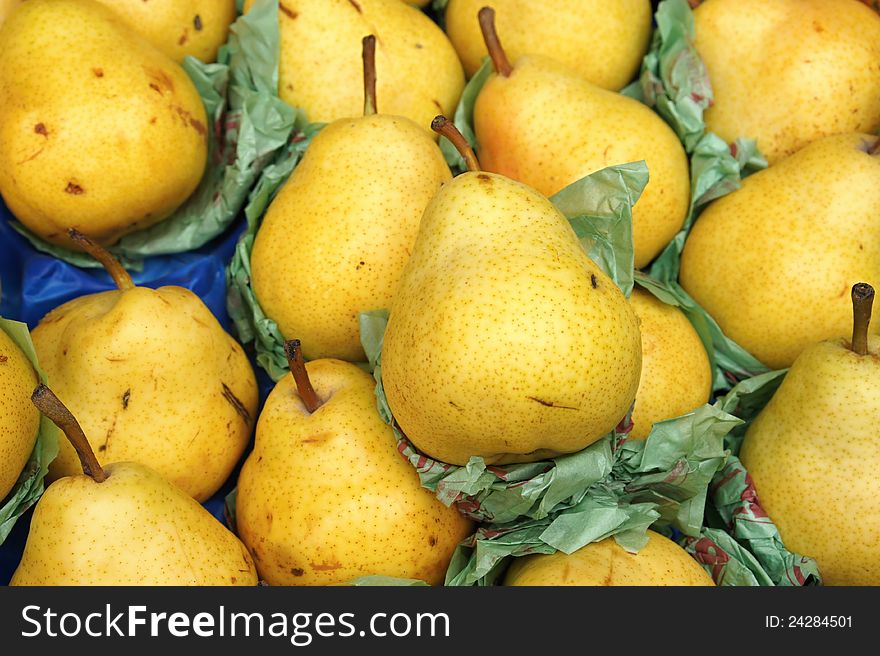 Heaps of delicious yellow pears