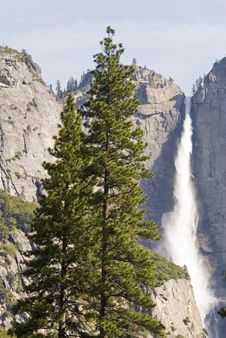 Upper Yosemite Falls Royalty Free Stock Image Upper Yosemite Falls Royalty Free Stock Image