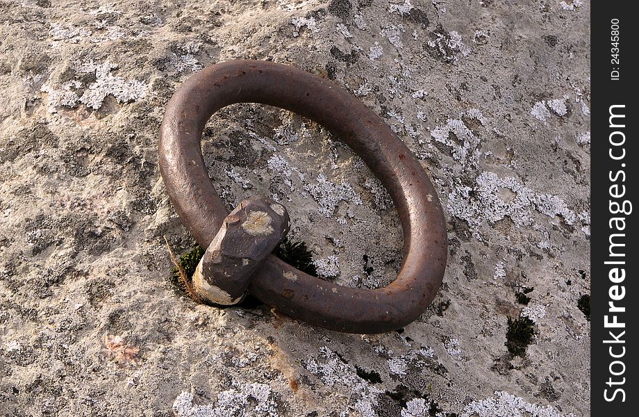 Ring dock. In the great lake Ladoga. Ring dock. In the great lake Ladoga