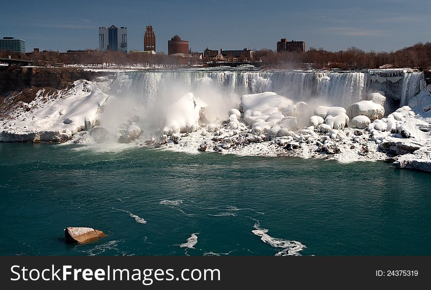 Canada - Usa Border - Niagara Falls in winter