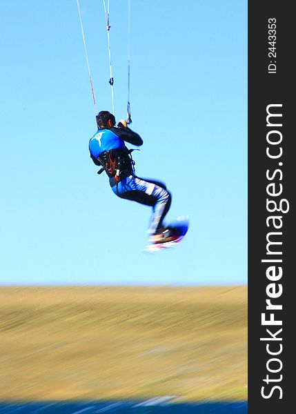 Kitesurfer Jumping