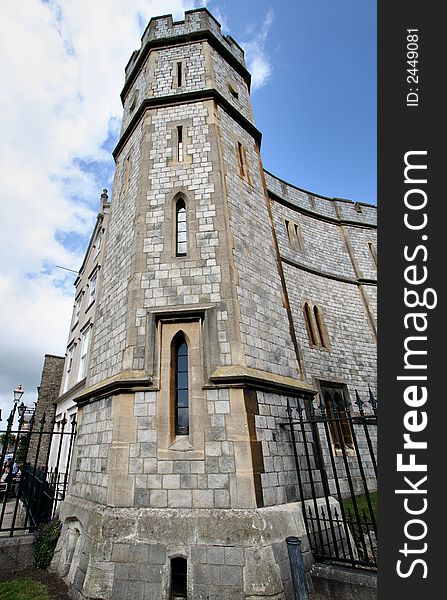 Medieval and Historic Castle Fortifications in England. Medieval and Historic Castle Fortifications in England