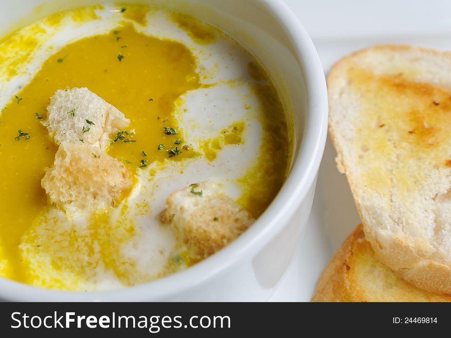 Pumpkin Soup With Toast Bread