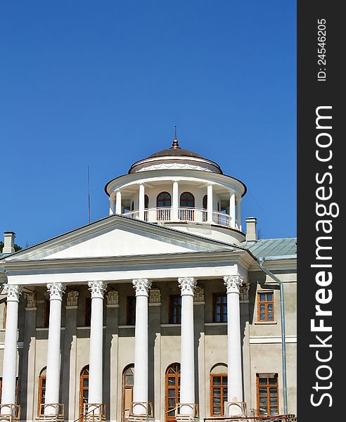 Front gate is an architectural monument of the eighteenth century. Front gate is an architectural monument of the eighteenth century