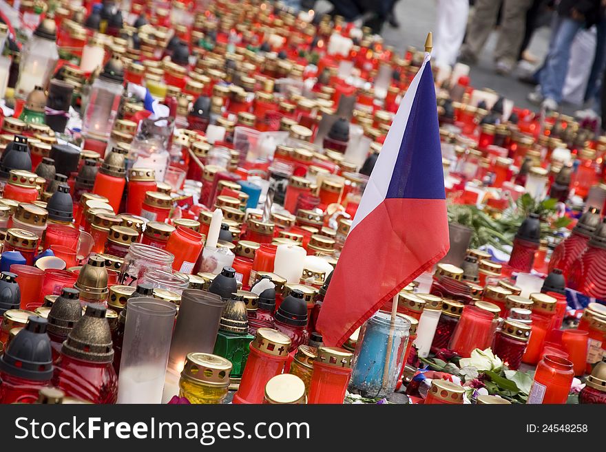 Czech flag of candles, commemorate the deceased czech hockey players, funeral candles to commemorate vašíček, marek and rachůnek, candles on the old town square, mourning after a plane crash with czech hockey players